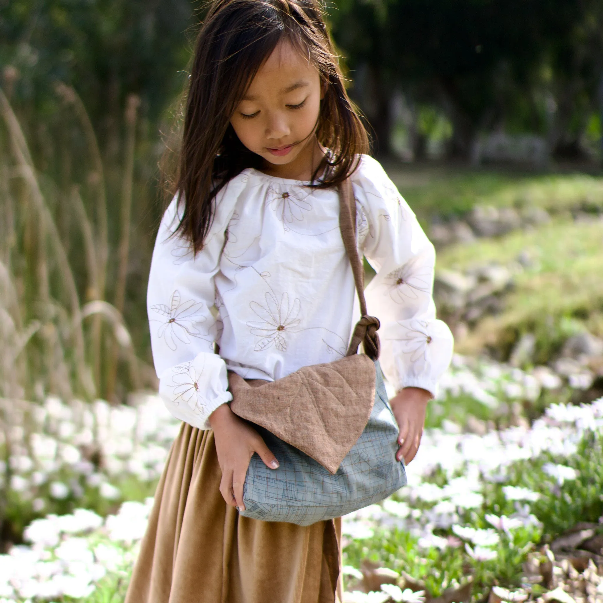 BUNDLE - Foraging   Leaf Satchel Sewing Patterns