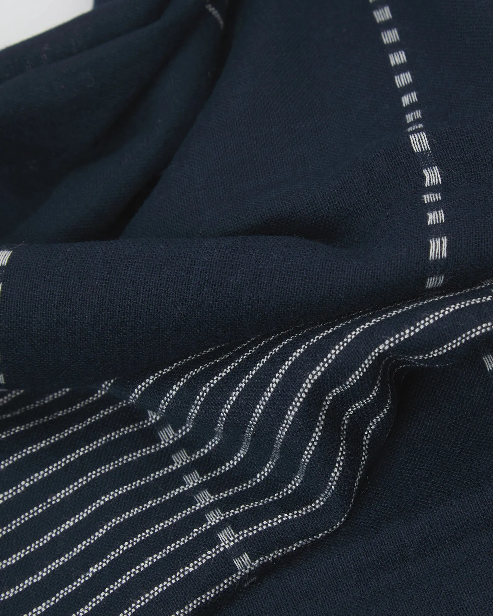 Cotton Scarf in Navy & White - The Peake