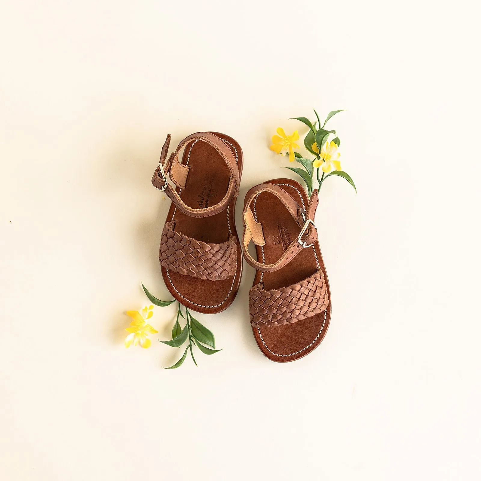 Espresso Trenza {Children's Leather Sandals}