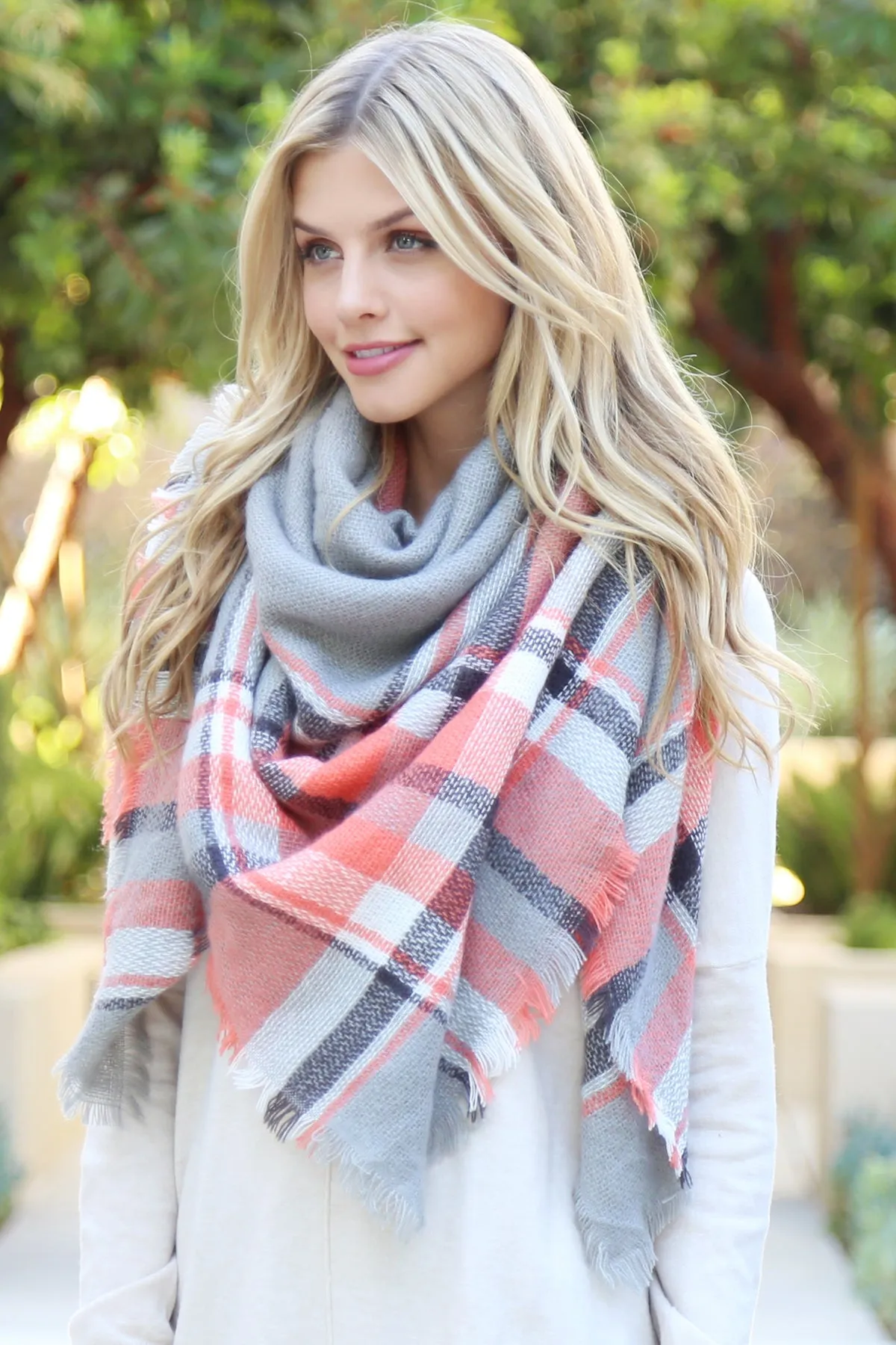 HDF2173 - Grey Plaid Fringe Scarf