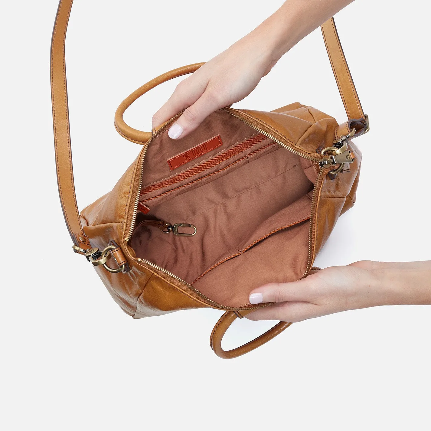 Sheila Medium Satchel In Polished Leather - Natural